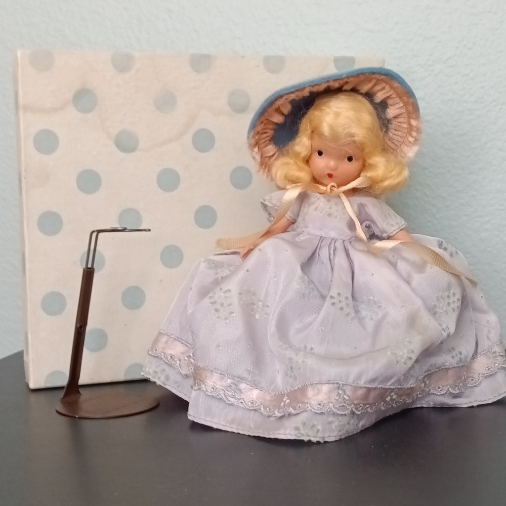 Nancy Ann Storybook Doll #163 - Little Miss Donnet  JOINTED Legs w/Box & Stand